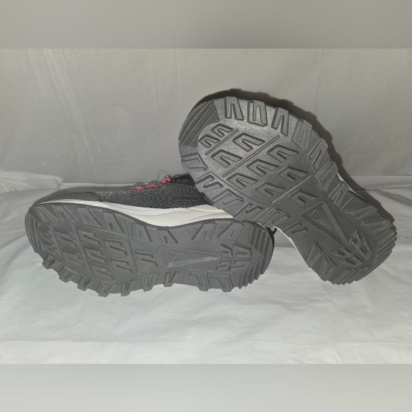 All In Motion Girl's Gray and Pink Lace-Up Boots, Size 13Y, NWT - Picture 5 of 10